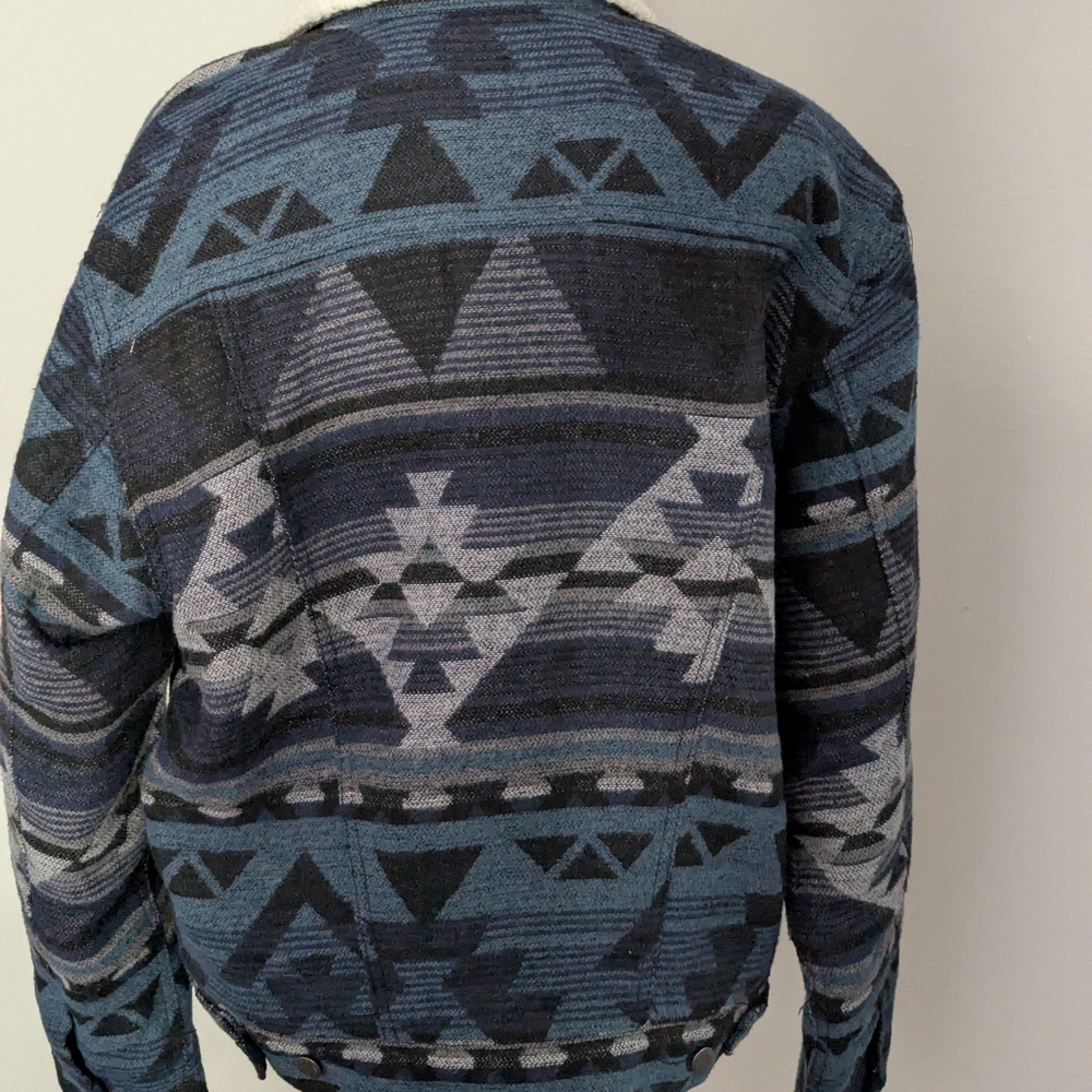 Wrangler Blue Geometric Jacket with Sherpa Collar - Picture 2 of 6